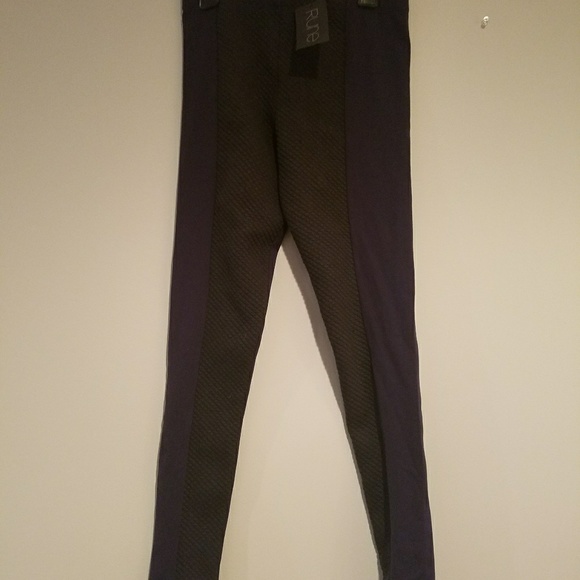 NWT Rune deep purple with black knit leggings - Picture 1 of 6